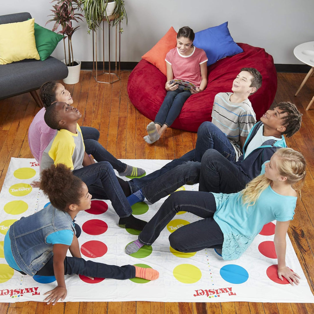 Twister Ultimate mit grösserer Matte und mehr Farbfeldern, Spiel für Familien und Kinder ab 6 Jahren