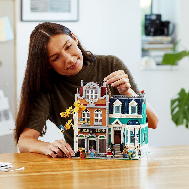 LEGO Creator Expert Buchhandlung Konstruktionsspielzeug, ab 16J., 2504 Teile