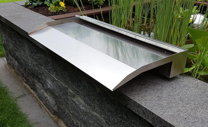 Jürgen Bocker Garten-Ambiente Wasserfall 60 cm Edelstahl matt Geb. mit langem Auslauf, Silber 60x8x2