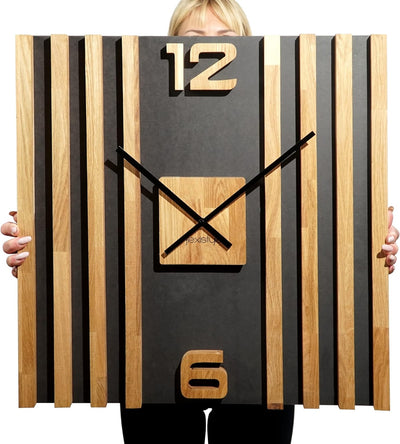 FLEXISTYLE Wanduhr gross aus Holz Lamellen SQ 60cm Holzoptik schwarz 3D Eiche modern ohne Ticken Woh