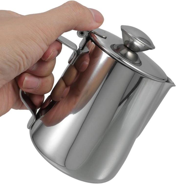 BESTonZON Milchkännchen Edelstahl Sahnekännchen mit Deckel 350 ML Aufschäumen Milch Kaffee Mokka Cap