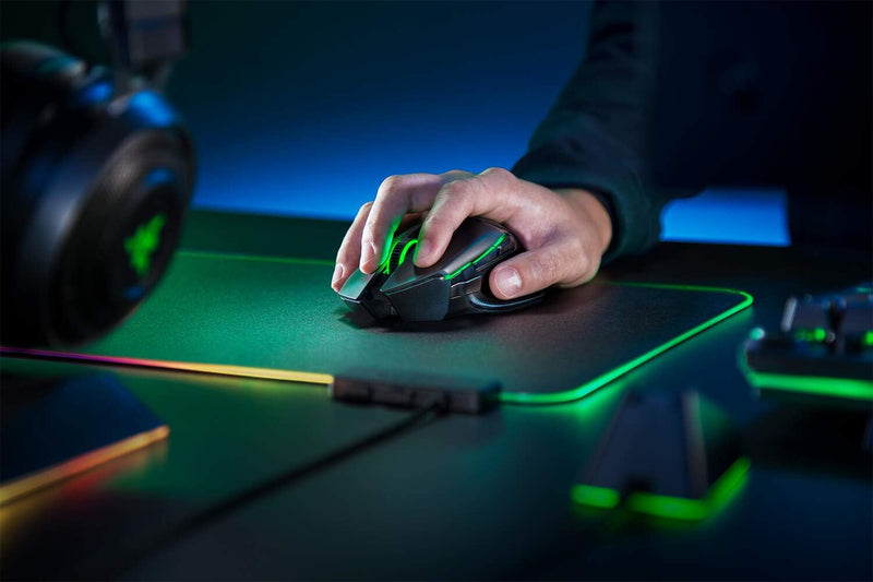 Razer Basilisk Ultimate - Kabellose Gaming-Maus mit 11 programmierbaren Tasten (Optischer 20k Focus+