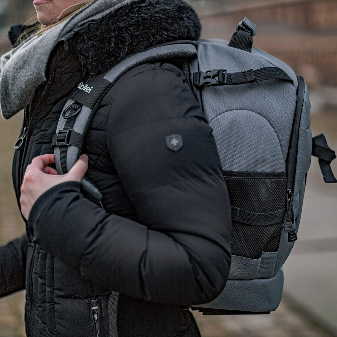 Rollei Fotoliner Ocean M: Kamerarucksack aus 43 recycleten PET-Flaschen, inkl. Regenschutz, Handgepä