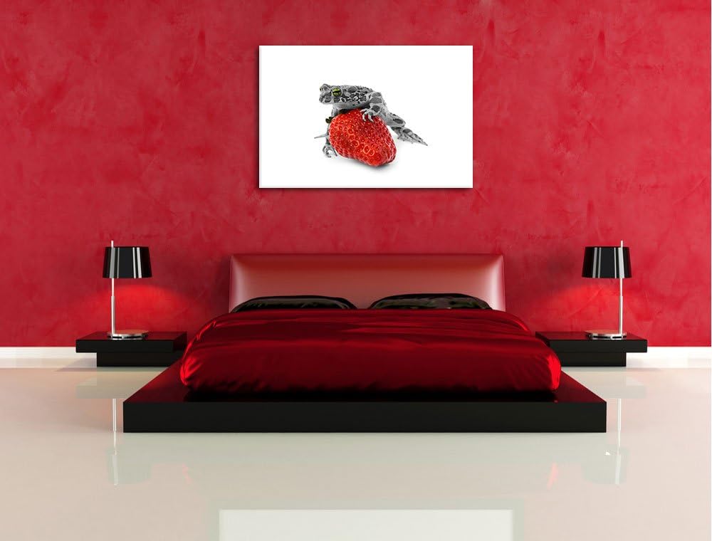 kleiner Frosch auf Erdbeere schwarz/weiss Format: 100x70 auf Leinwand, XXL riesige Bilder fertig ger