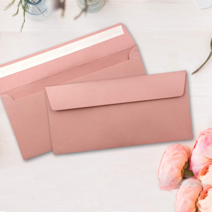 100 Brief-Umschläge DIN Lang - Altrosa (Rosa) - 110 g/m² - 11 x 22 cm - sehr formstabil - Haftklebun