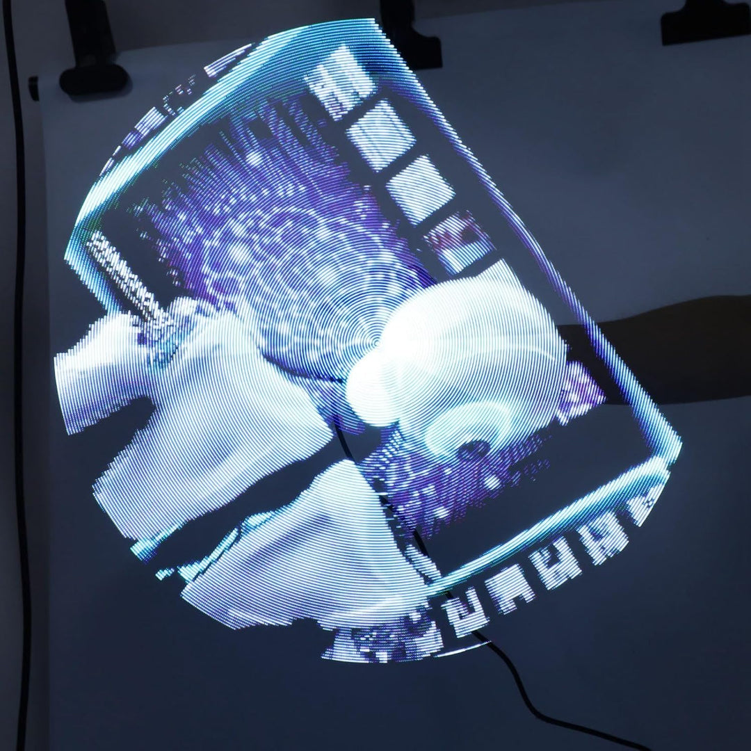 3D Hologramm Projektor, 42CM 2 Blatt LED Projektionslüfter, 800 * 480P, 224 LED Lichtperlen, 16GB TF