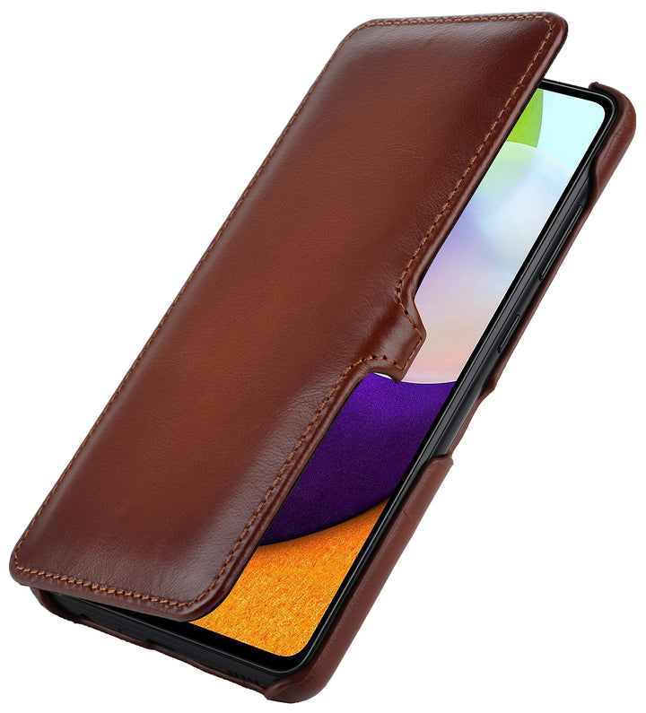 STILGUT Book Case kompatibel mit Samsung Galaxy A72 Hülle aus Leder mit Clip-Verschluss, Lederhülle,