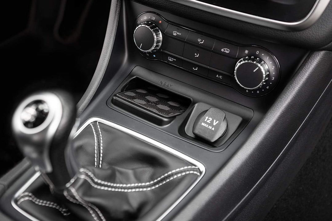 Kabellose Inbay Ladeschale/Ladestation fürs Auto kompatibel mit Mercedes A-Klasse CLA GLA 10W indukt