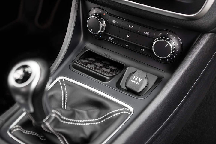 Kabellose Inbay Ladeschale/Ladestation fürs Auto kompatibel mit Mercedes A-Klasse CLA GLA 10W indukt
