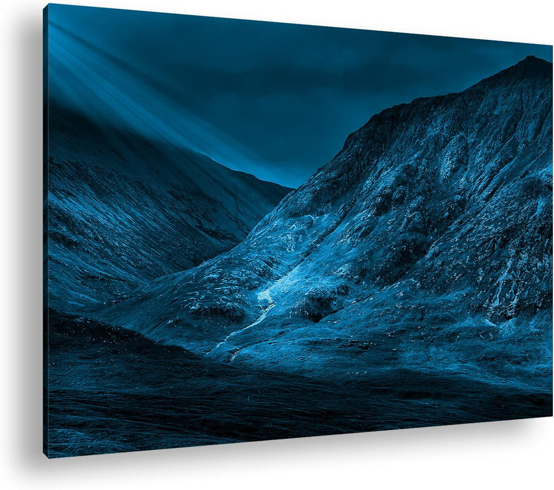 Leuchtende Landschaft in den Highlands Format 100x70 Effekt: Monocrome Blau als Leinwandbild, Motiv