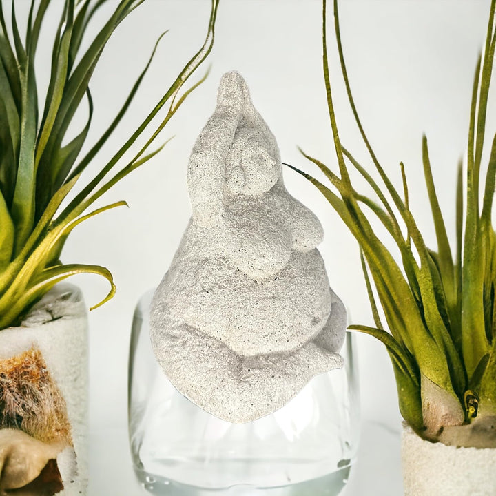 OriginalPaul Skulp & Betondesign Steinfigur Yoga Dame Frieda, aus eigener Produktion