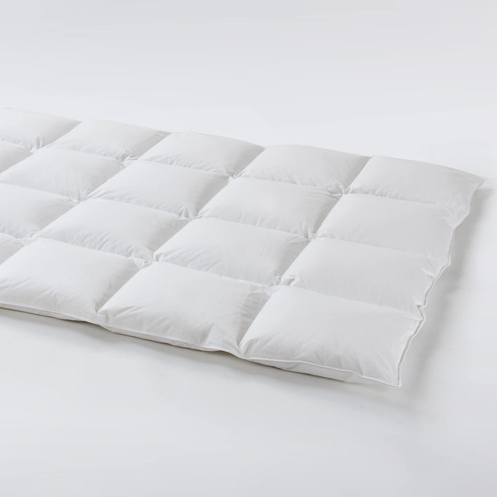 Daunenfee – Winter Cassettendecke 240x220cm, Daunen & Federn – 5x4 Karos, 2cm Stege – Handarbeit Mad
