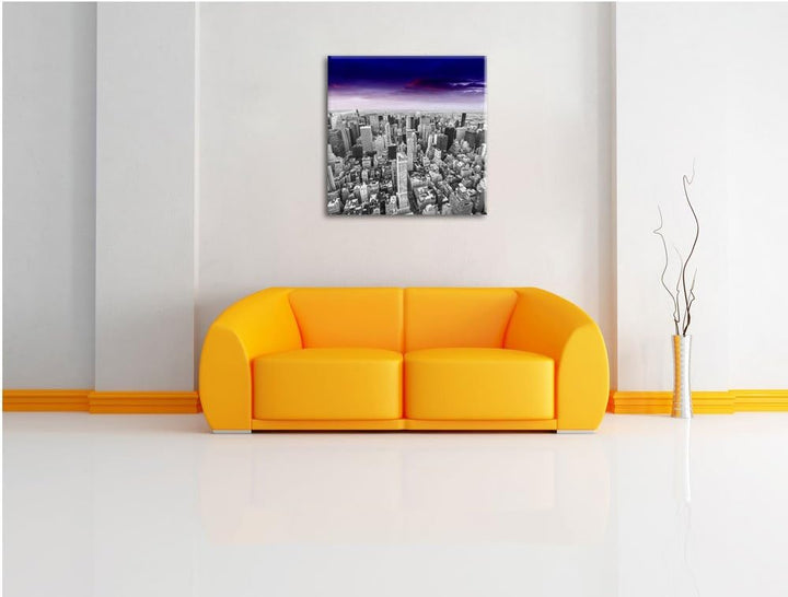 Pixxprint riesige Skyline von New York am späten Abend schwarz/weiss, Format: 70x70 auf Leinwand, 70