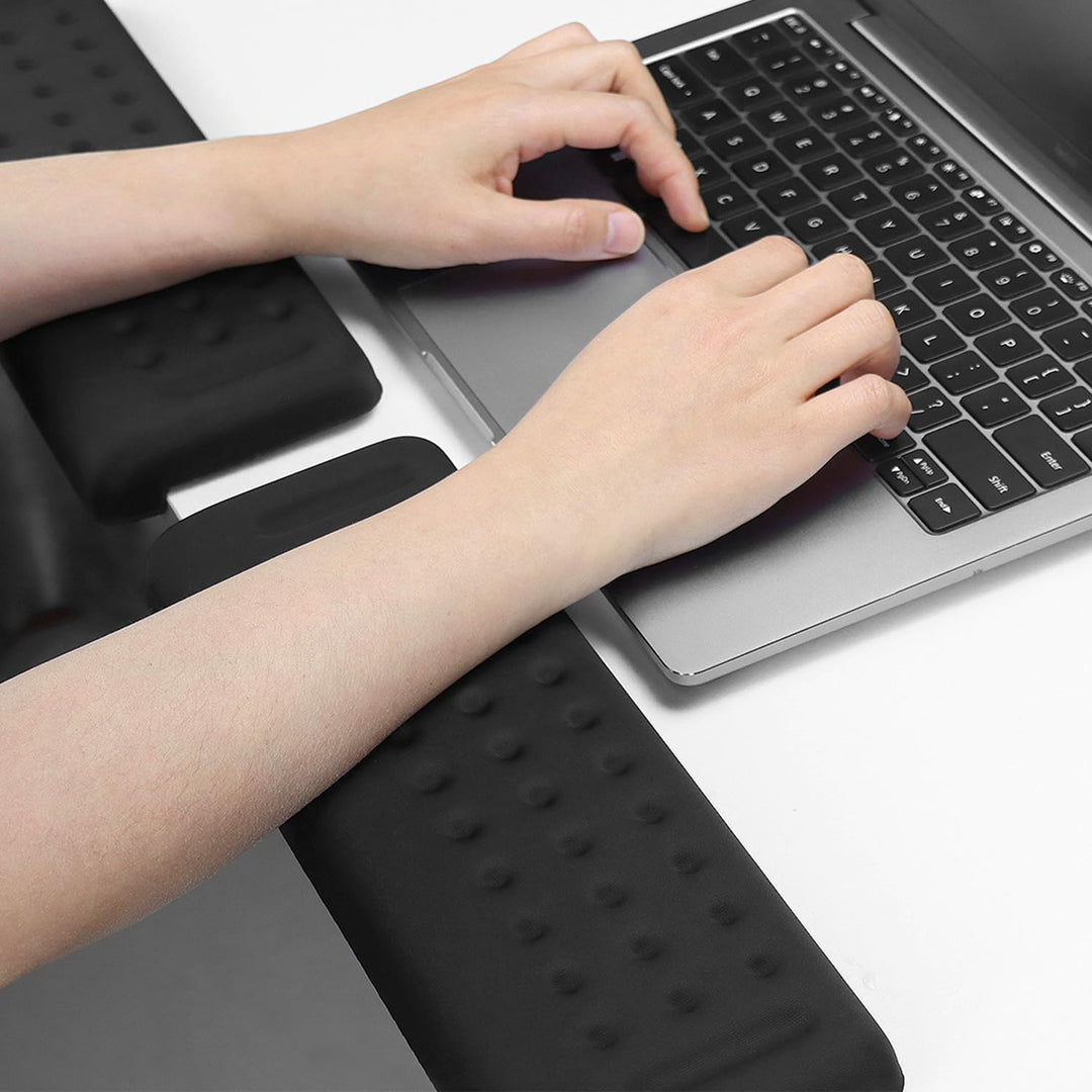 QWORK® 2er Set Ergonomische L-förmige Armauflage für Schreibtischkante, Memory-Schaum – Komfortable