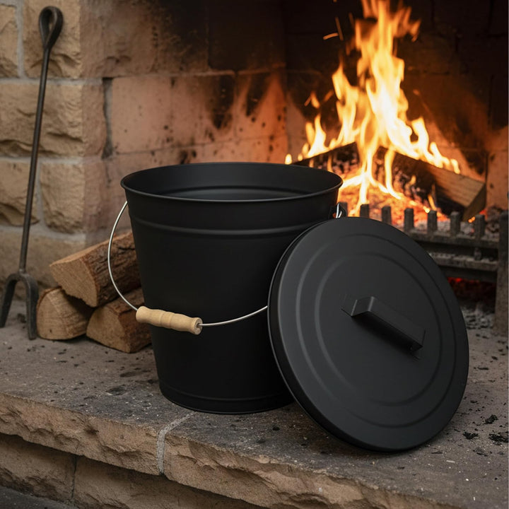 Relaxdays Ascheeimer mit Deckel, 20 Liter, inkl. Aschebesen & Kaminschaufel, Aschebehälter mit Henke