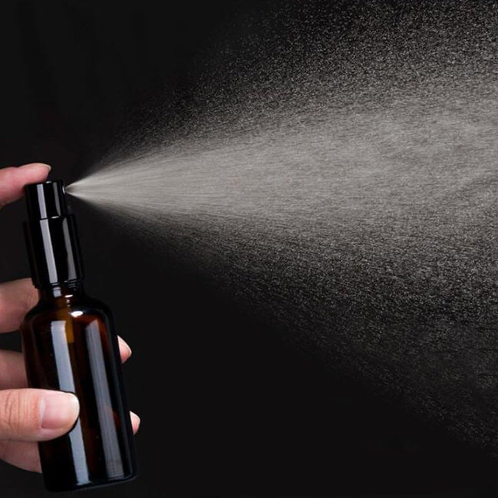 YIZHAO Braun Sprühflasche 50ml, Sprühflasche Klein Glas mit Zerstäuber, für Ätherisches Öle, Kosmeti