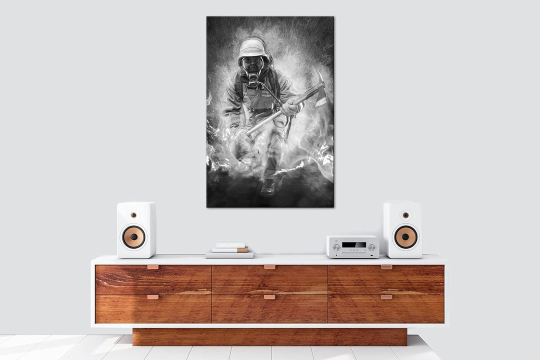 deyoli Feuerwehrmann im Einsatz Format: 80x60 Effekt: Schwarz&Weiss als Leinwandbild, Motiv fertig g