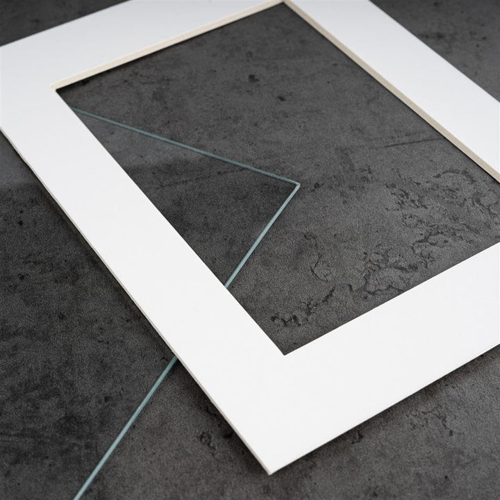 DÖRR Bilderrahmen Oakwood Slim 40x50 hellbraun, Eiche-Massivholz, Echtglas, mit Passepartout, Hoch-