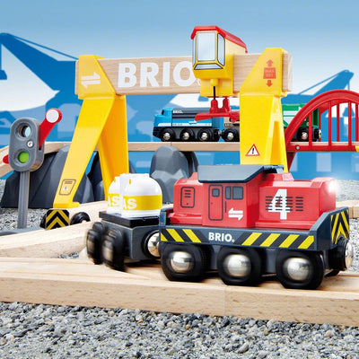 BRIO Bahn 33097 - Frachten Set Deluxe & Bahn 33402 - Mittleres Schienensortiment Bundle mit Mittlere