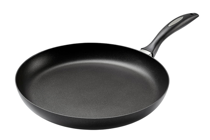 SCANPAN IQ Bratpfanne 32 cm | Multifunktionale Pfanne für alle Herdarten | Langlebige Stratanium Ant