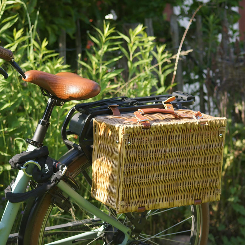 UNUS Fahrradkorb/Picknickkorb aus Weide rechteckig für 2 Personen inklusive Porzellan und Besteck