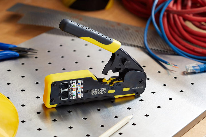 Klein Tools VDV226-110 Modularer Datenkabel-Crimper/Abisolierzange/Drahtschneider für RJ11/RJ12 Stan