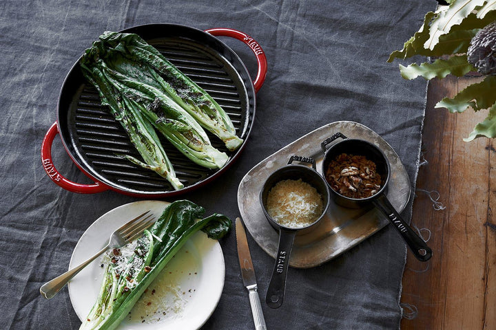 Staub 40511 Pump â€“ Cast Iron Round Griddle Grey â€“ 22 cm