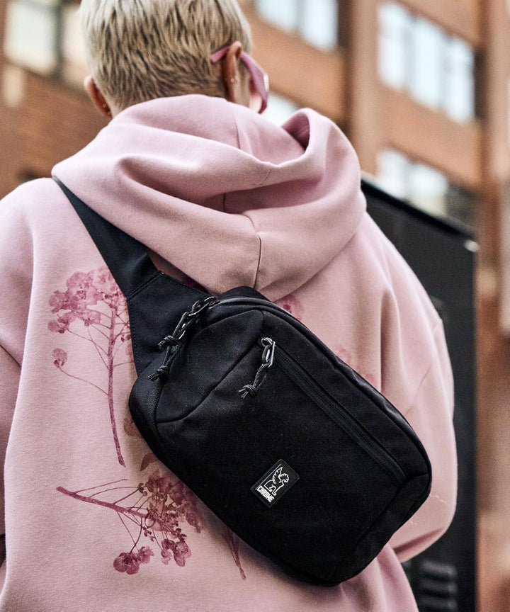 Chrome Ziptop Waistpack, 3 Liter, Black BK 3 Liter Black Bk, 3 Liter Black Bk