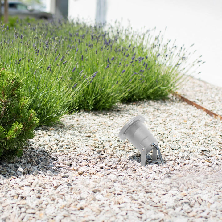 SSC-LUXon 2 Stück LED Gartenstrahler mit Erdspiess für aussen - mit 3W GU10 LED warmweiss - Gartenle