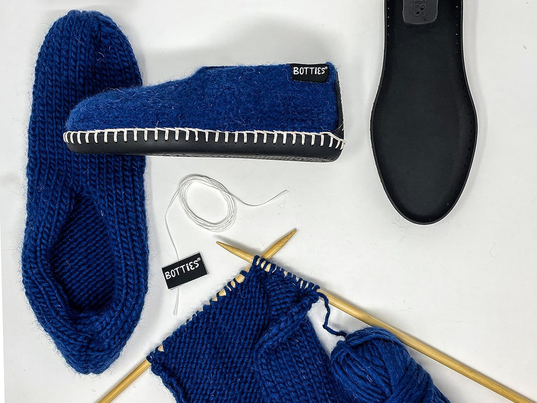Botties X Schachenmayr Winter Kit Wash+Filz It! indigo/weiss Strick-Kit 42-43 Indigo/Weiss, 42-43 In