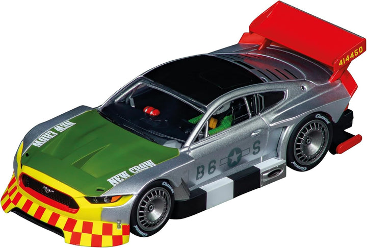 Carrera Evolution Ford Mustang GTY, New Crow – Slotcar mit Lichtfunktionen, digital nachrüstbar & de