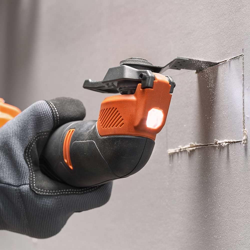 Oscillating Multi-Tool 18 V, Variable Speed 8,000 – 18,000 opm, 2.8° Oscillating Angle, Includes 18