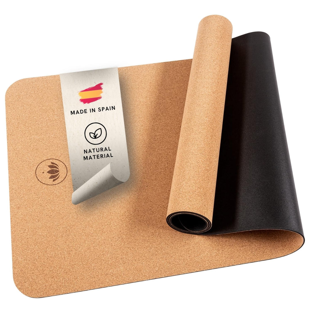Lotuscrafts Yogamatte ARISE CORK - Rutschfeste Sweat Proof Oberfläche - 100% Recycelbare Materialien