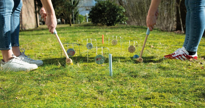 small Foot Krocket „Garden Buddies“ aus Holz, Robustes Outdoor-Spiel mit niedlichen Tiermotiven, für