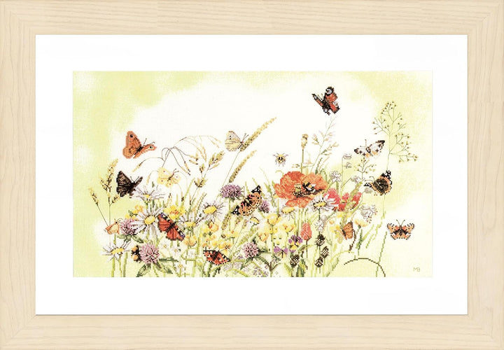 Lanarte Zählmusterpackung Schmetterlinge & Blumen Kreuzstichpackung, Baumwolle, Mehrfarbig, 56 x 32