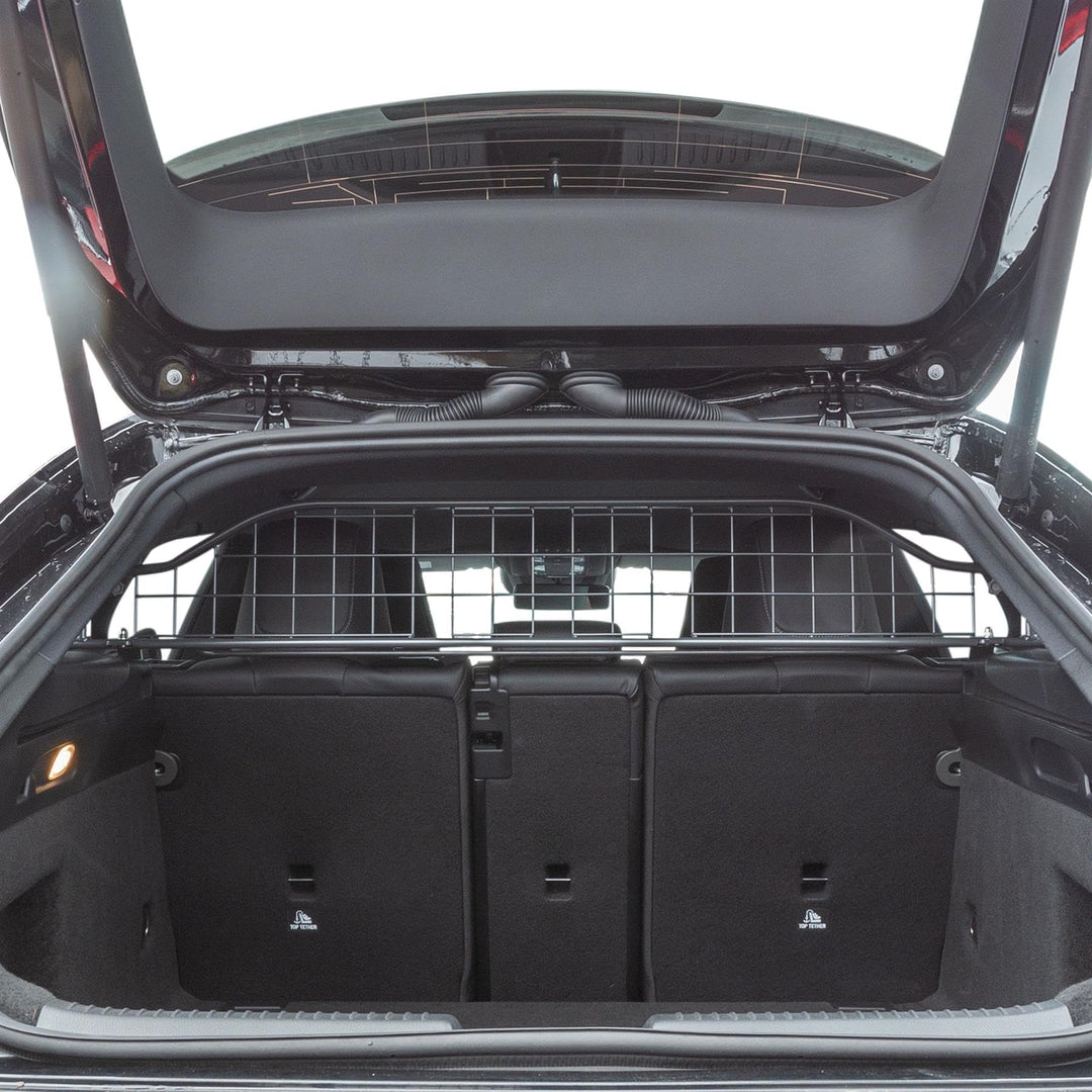 Travall Hundegitter für Mercedes-Benz CLA (2019-) Fahrzeugspezifisches Hundegitter, Kofferraumschutz