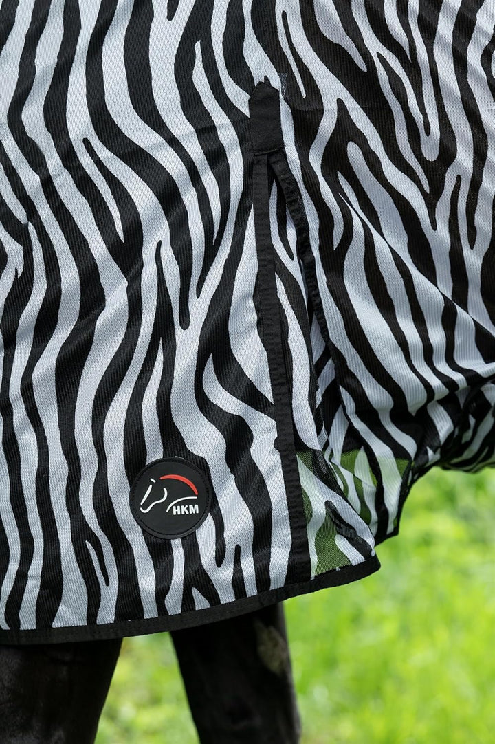 HKM 550682 Fliegendecke mit Halsteil Zebra mit Bauchlatz, Gr. 95 Weiss/Schwarz 95, Weiss/Schwarz 95