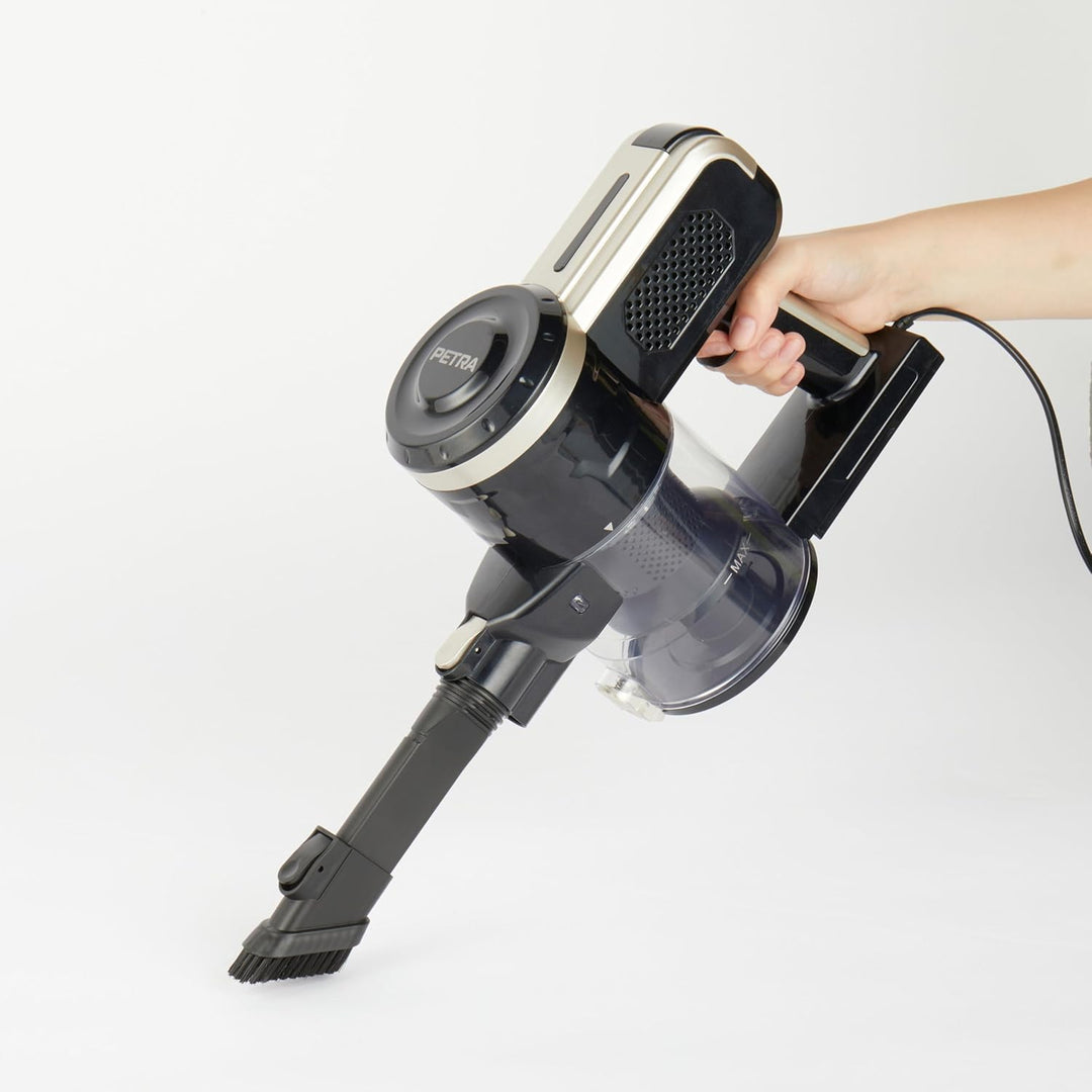 Petra PF01625VDE Turbo-Staubsauger mit 600ml Behälter, wandelt sich zu Handheld um, motorisierte LED