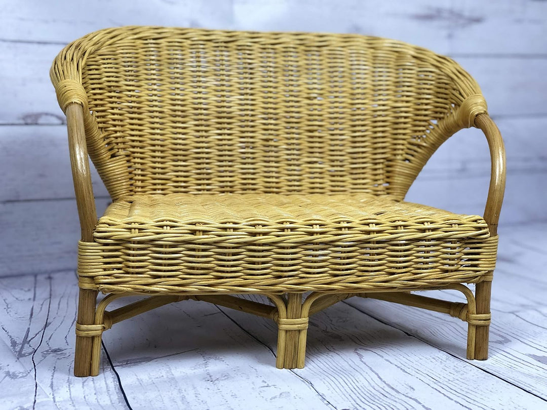Puppenbank aus Rattan in Honig S11