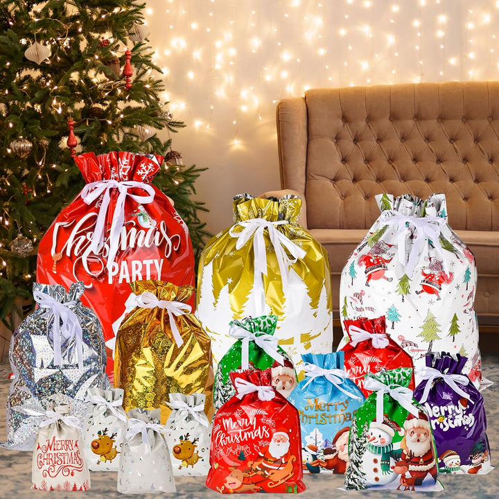 Weihnachts Geschenkbeutel mit Kordelzug - 15 Stück mit 15 Anhängern, 7 Designs, 5 Grössen, Wiederver