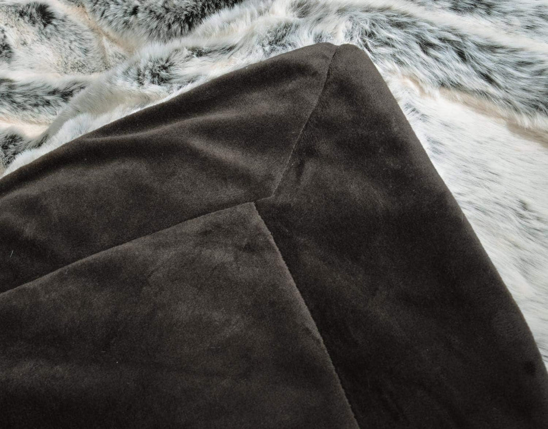 Wohnen &amp; Accessoires Edle Premium Felldecke aus Webpelz Chinchilla 240x260cm Felldecke 240x260cm, Fe