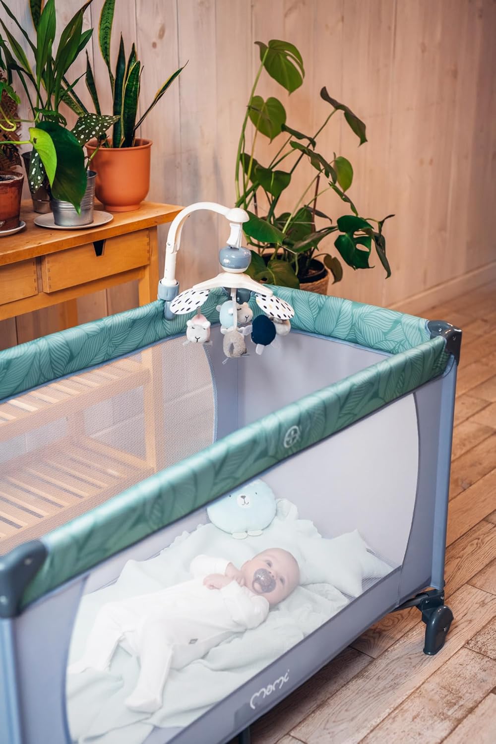 MoMi KIKI Baby-Mobile Spielkarussell mit 4 sensorischen Spielzeugen, schnelle Montage, 5 Melodien +