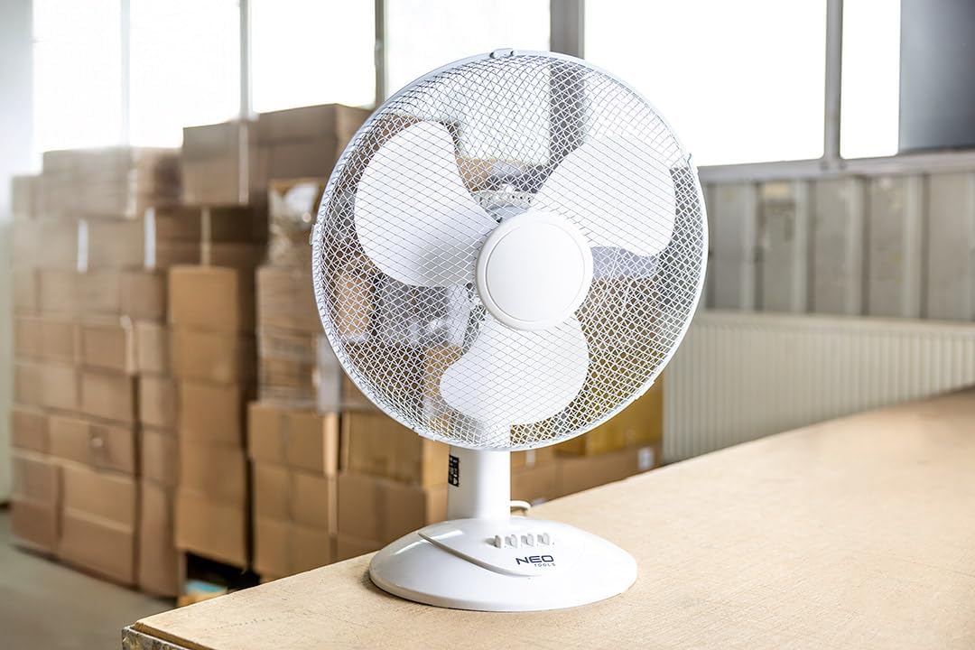 NEO TOOLS Tischventilator 45W - 70° Oszillation, 3 Geschwindigkeiten, 50 m³/min Luftstrom, Leiser Be
