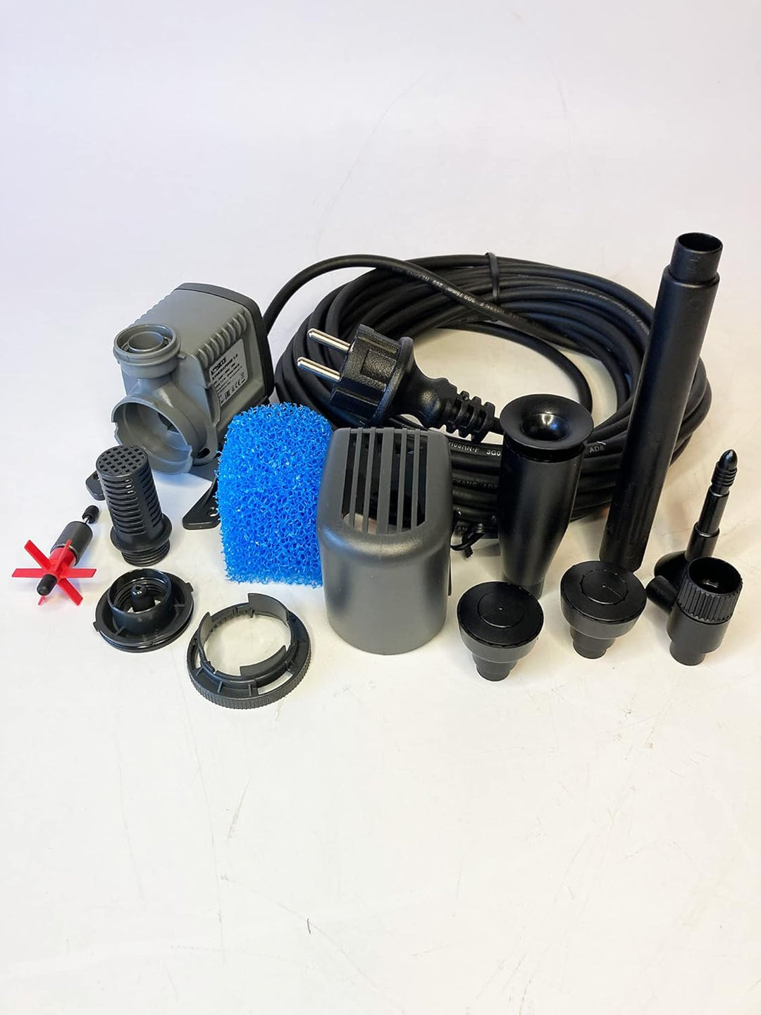 Sicce Syncrapond 1.0 Teichpumpe mit 10m Kabel, hochwertige Qualitätspumpe aus Italien, Pumpe für Ihr