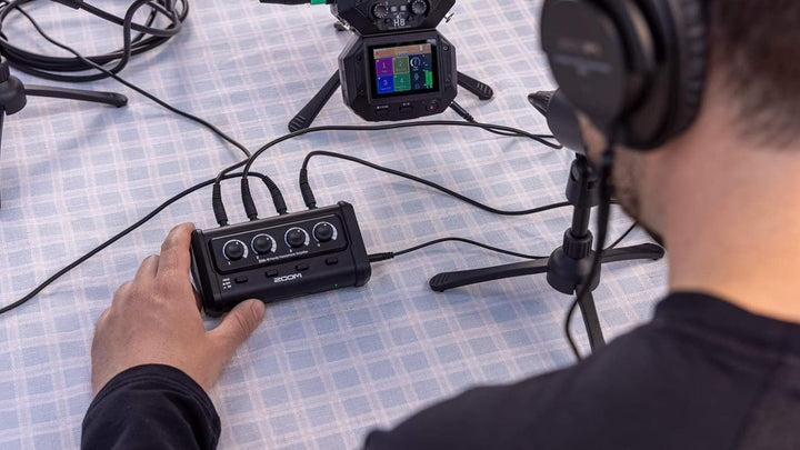Zoom ZHA-4 4 Channel Headphone Amplifier