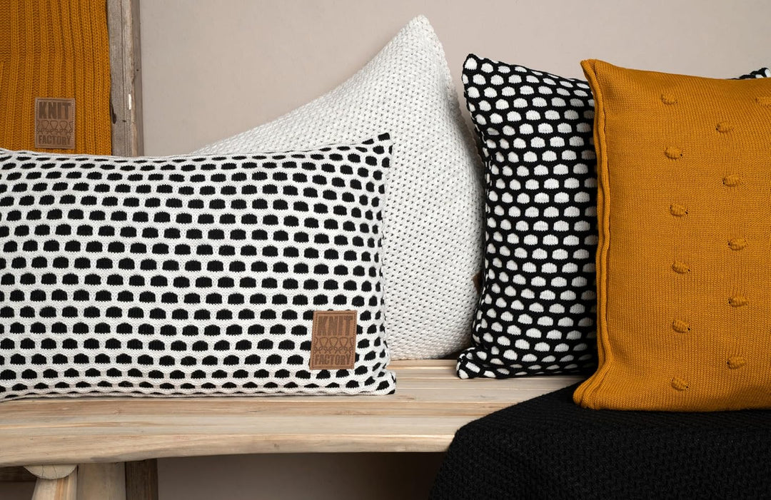 KNIT FACTORY - Mila Kissen - Beige/Schwarz - 50x50 cm 50x50 cm Beige/Schwarz, 50x50 cm Beige/Schwarz