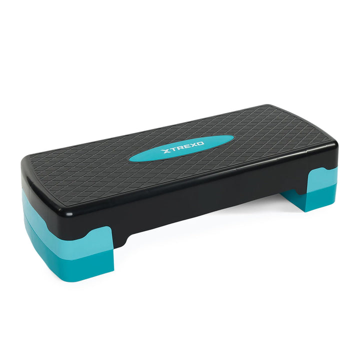 TREXO Aerobic Step 68 x 28 cm Für Cardio- und Fitnesstraining Höhenverstellbar 15-20 cm Langlebig au