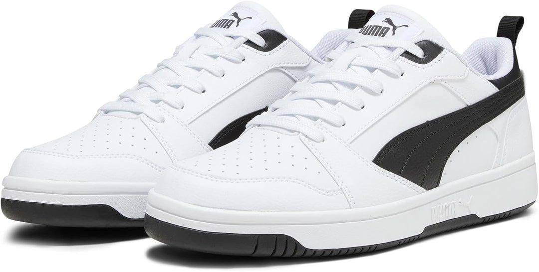 PUMA Herren Rebound V6 Low Leichtathletik-Schuh 39 EU Puma White Puma Black Puma Black, 39 EU Puma W