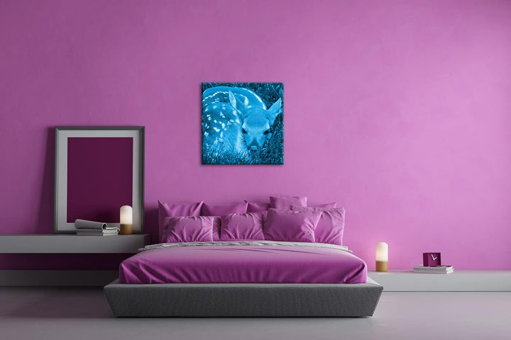 deyoli goldiges Rehkitz im hohen Gras Format: 70x70 Effekt: Monocrome Blau als Leinwandbild, Motiv f