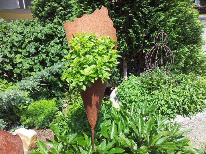 Pflanztüte auf Stab aus Metall | Rost Gartendeko zum Bepflanzen | 40 cm tief, 40 cm auf Stab